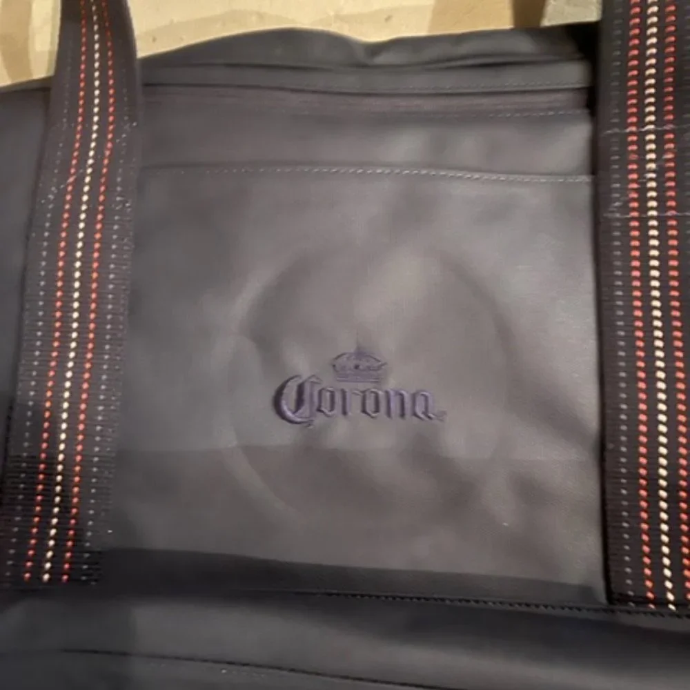 New with tags Marine Layer Weekender Bag in Navy